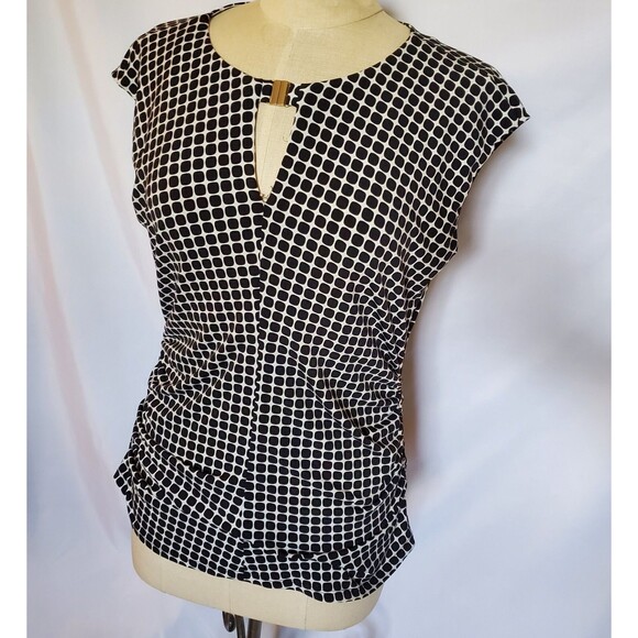 Vince Camuto Tops - Vince Camuto Gathered Long Stretchy Sleeveless Top w/Gold Buckle, Medium